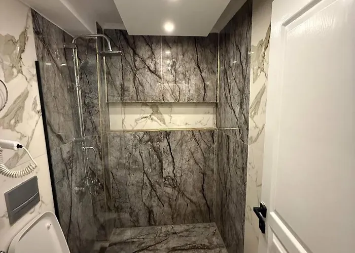 Cozy 1br Basement Close To Metro İstanbul